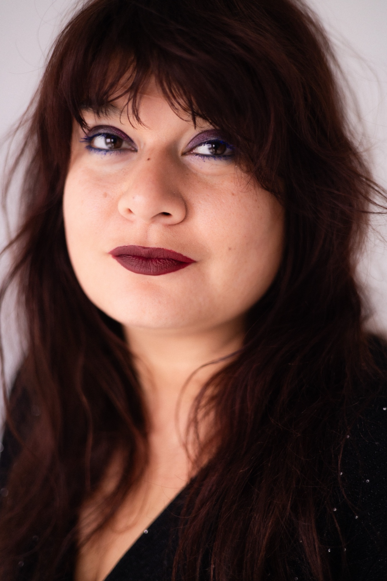 Portrait de Sonia Apsara, art-thérapeute certifiée RNCP et photographe portrait bien-être