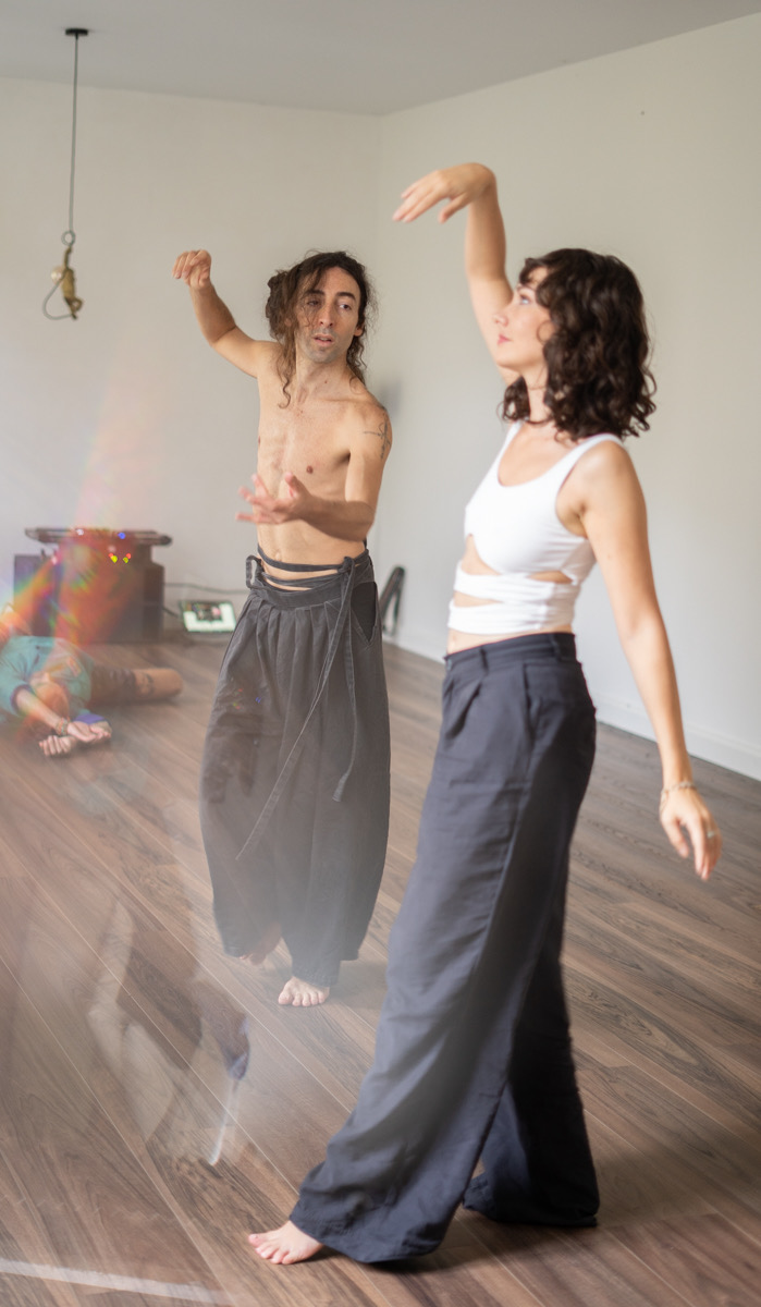 Atelier de danse et mouvement lors d'une retraite bien-être